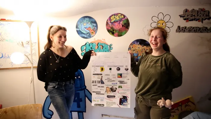 Lors des différents ateliers, les jeunes alternent entre des phases de réflexion et de création telles que le compte Instagram illustré ci-dessus.